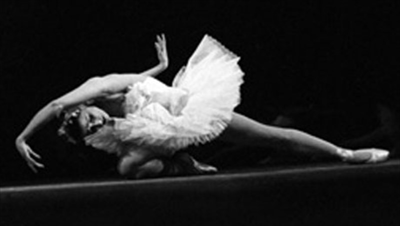 i-magia-plisetskagia-stin-athina