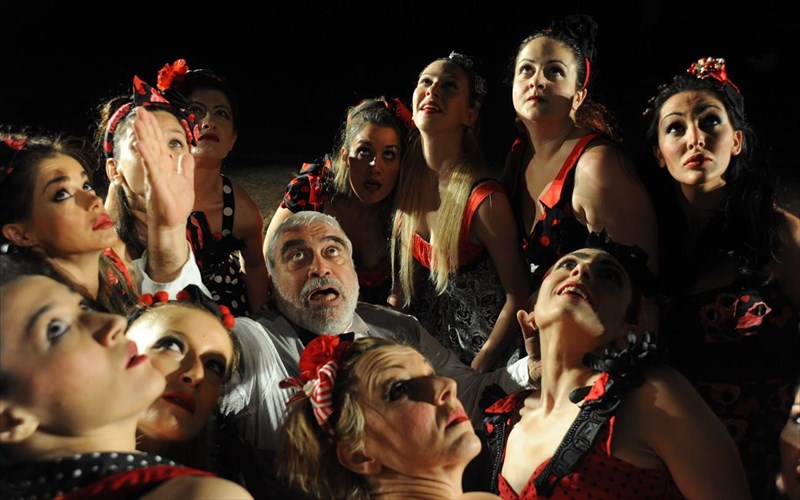 thesmoforiazouses-dia-xeiros-kimouli-neoi-stathmoi-stin-periodeia