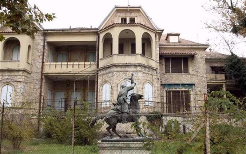 ekthesi-fotografias-me-thema-to-tatoi