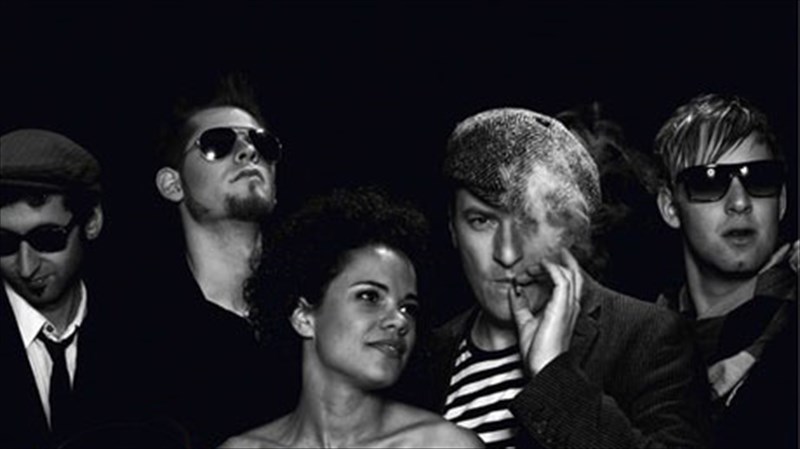 to-electro-swing-tou-parov-stelar-ksana-stin-ellada