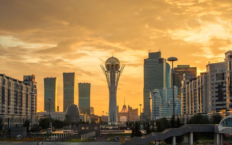 astana-mia-foutouristiki-proteuousa