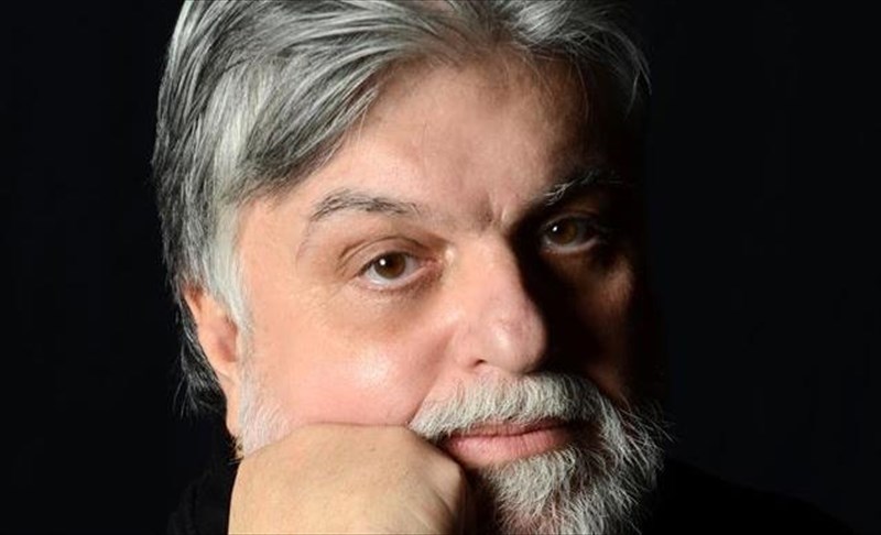 basilis-nikolaidis-tha-skinothetisei-ti-theatriki-diaskeui-tis-tainias-la-strada-tou-felini