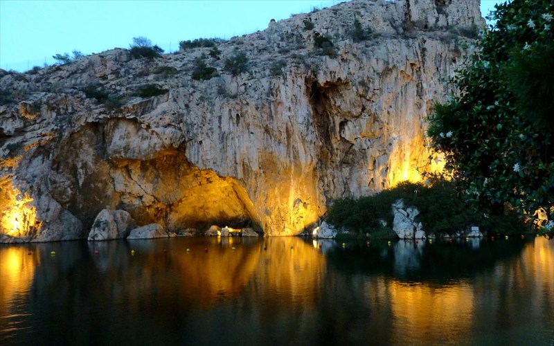 Jazz-bradies-sti-limni-bouliagmenis