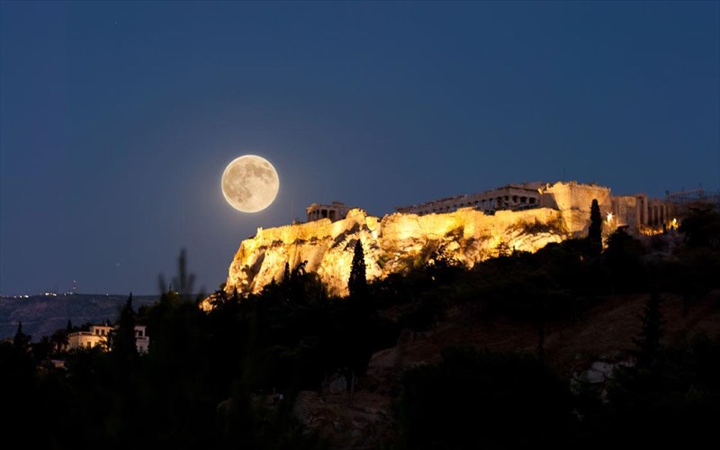 i-panselinos-tou-augoustou-sto-mouseio-tis-akropolis