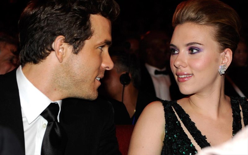 poioi-kataferan-na-ksegelasoun-tous-paparatsi