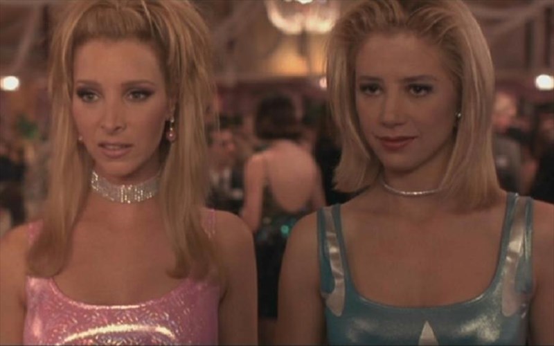 i-foibi-epistrefei-sxedon-17-xronia-meta