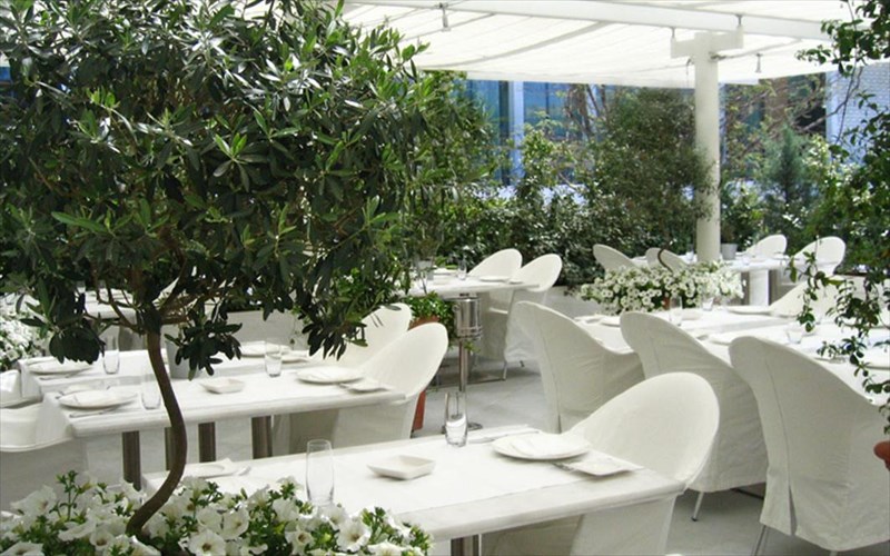 milos-athens-i-psarofagia-sta-kalutera-tis-psarofagia-sta-kalutera-tis