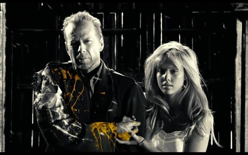 to-aspromauro-sinema-eutuxos-epistrefei