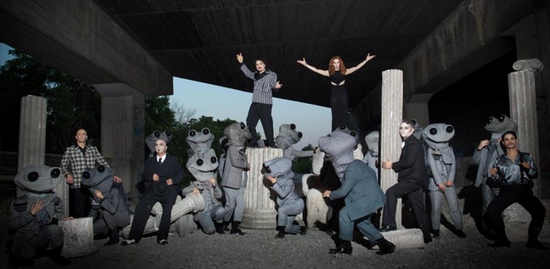 festibal-xolargou-papagou-me-plousio-programma-theatrikon-parastaseon