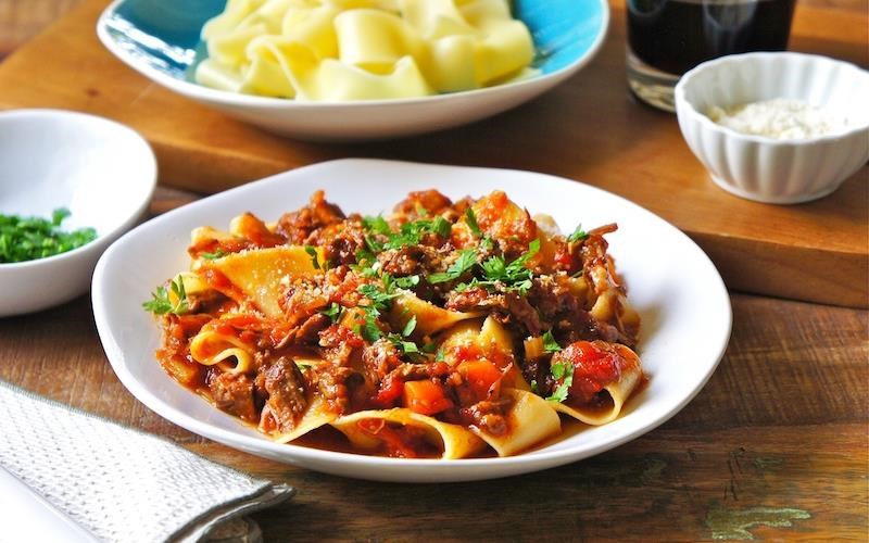 9-pragmata-pou-pithanos-den-gnorizate-gia-ta-spaggeti-mpolonez-pragmata-pou-pithanos-den-gnorizate-gia-ta-spaggeti-mpolonez