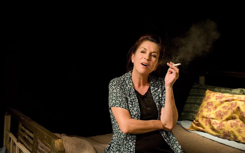 nena-menti-sunexizetai-i-kalokairini-tis-periodeia-kalokairini-tis-periodeia