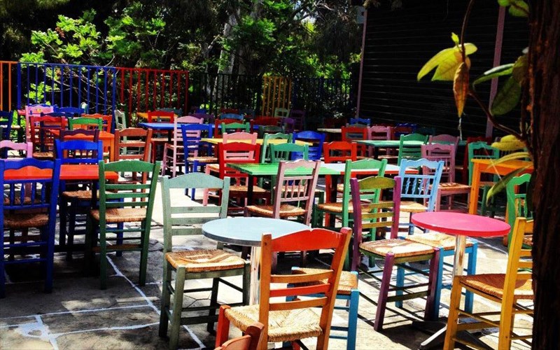 ta-kalutera-stekia-gia-tis-foititoparees-tis-athinas