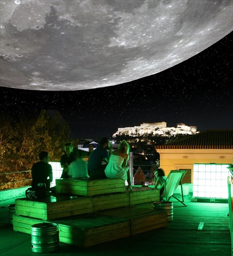 september-supermoon-stin-taratsa-tou-bios