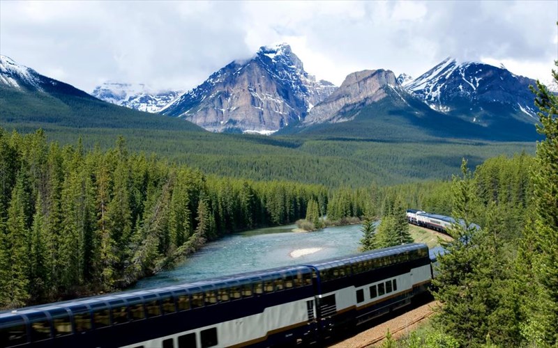 7-uperoxes-xores-gia-taksidi-me-treno-uperoxes-xores-gia-taksidi-me-treno