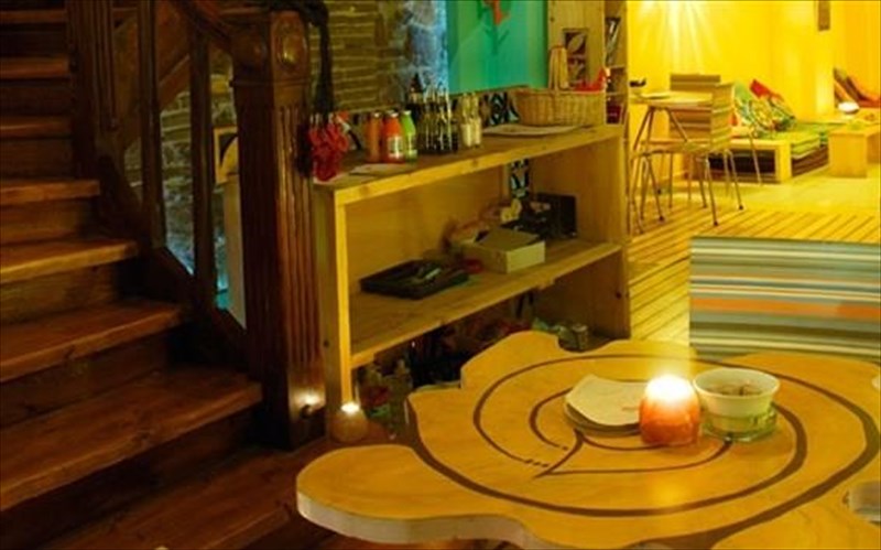 pure-bliss-ena-poluxromo-kafe-estiatorio-sto-kentro-tis-athinas