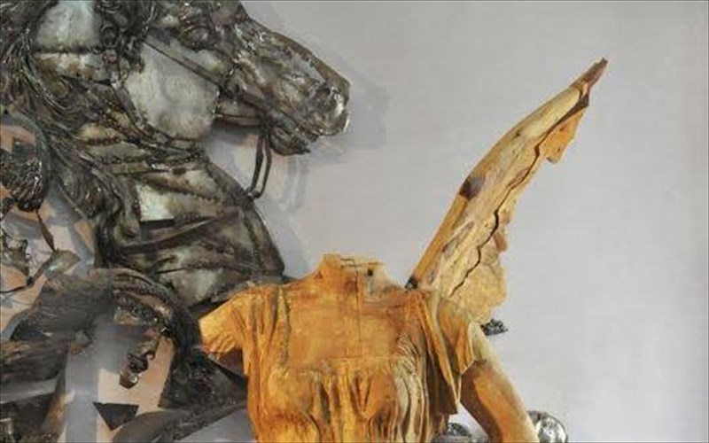 anadromiki-ekthesi-gluptikis-ston-dimo-athinaion