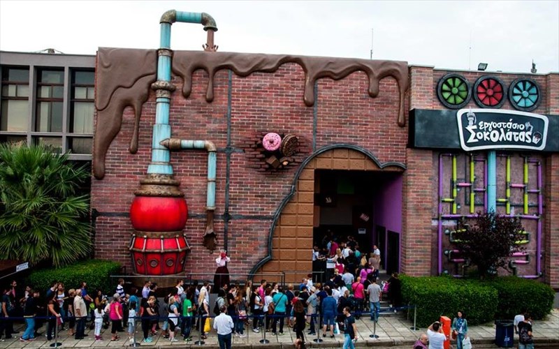 ena-ergostasio-gemato-sokolata-sti-thessaloniki