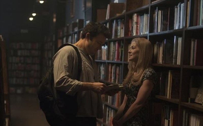 to-koritsi-pou-eksafanistike-emfanizetai-sto-sinema