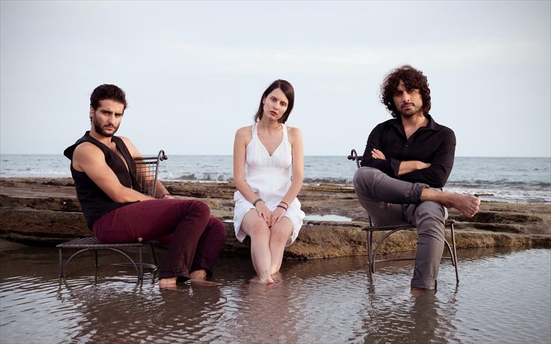 romaios-kai-ioulieta-gia-2-gia-deuteri-xronia-sto-thiseion-ena-theatro-gia-tis-texnes