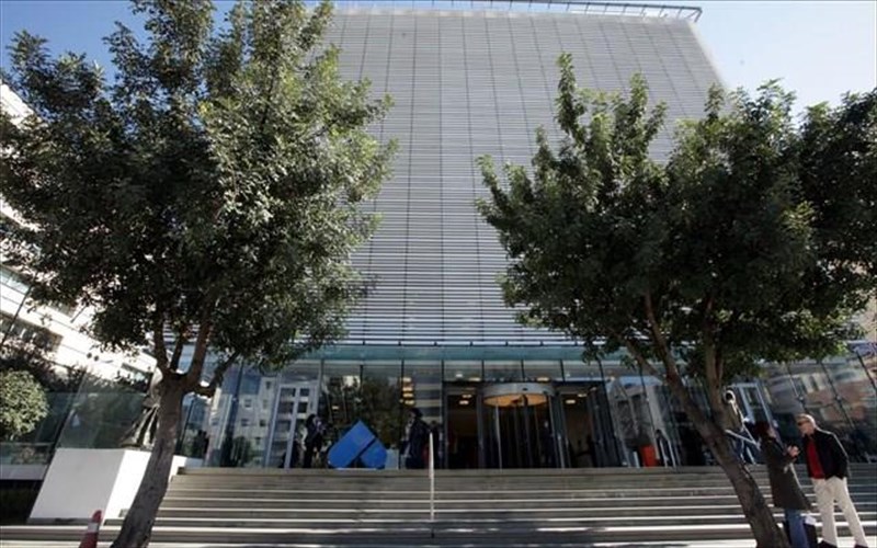 parousiastike-to-programma-tis-stegis-grammaton-kai-texnon-gia-ti-sezon-2014-2015-texnon-gia-ti-sezon-2014-2015