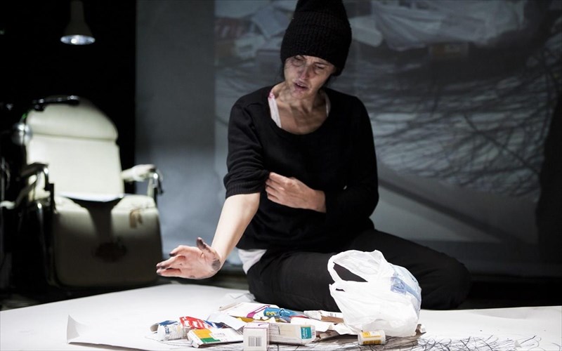 448-psuxosi-tis-sara-kein-gia-8-parastaseis-sto-bios-parastaseis-sto-bios