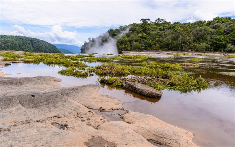 gnoriste-10-apo-tis-ligotero-touristikes-xores-tou-kosmou