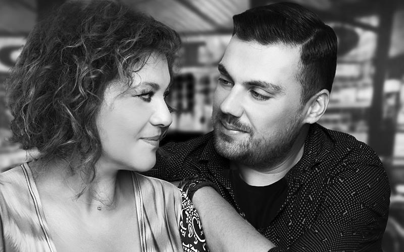 giota-negka-kai-themis-karamouratidis-ston-stauro-tou-notou-plus