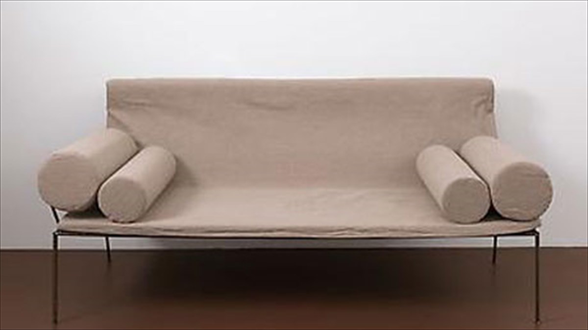 ena-zontano-saloni-apo-ton-franz-west