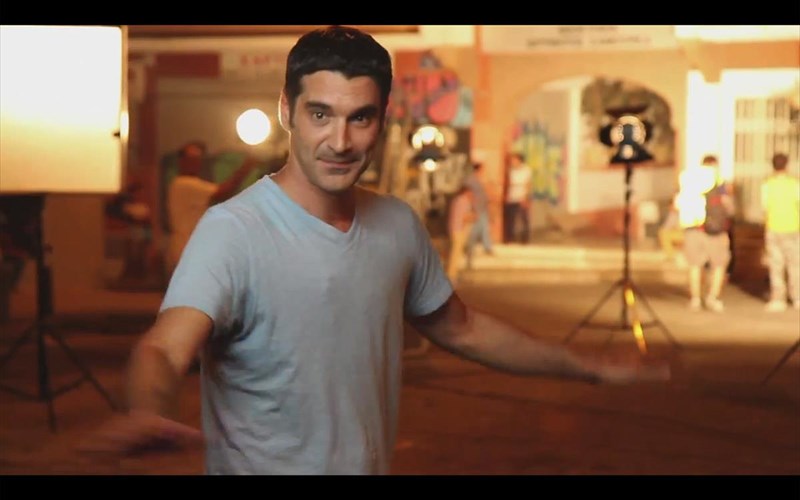 entuposiaka-ta-plana-tis-neas-tainias-tou-xr-papakaliati