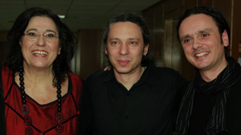 afieroma-ston-niko-gkatso-sto-megaro