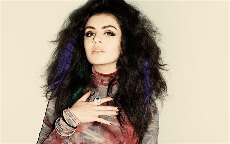 gnoriste-tin-charli-xcx