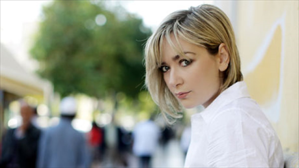 i-rita-antonopoulou-se-mia-poli-gia-duo