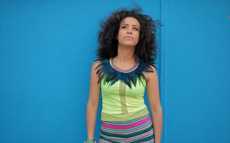 i-la-yegros-gia-proti-fora-stin-ellada