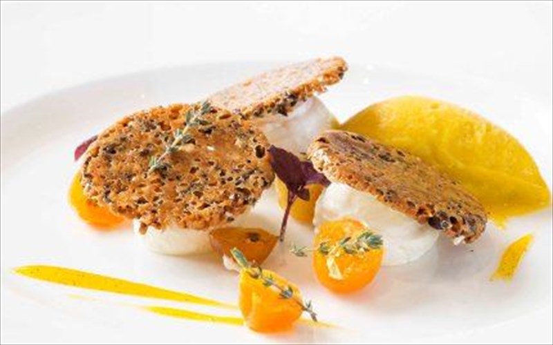 geusi-apo-kerkura-sto-tudor-hall