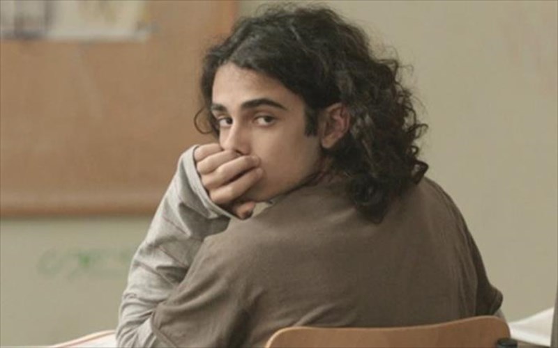 mia-brabeumeni-elliniki-proseuxi