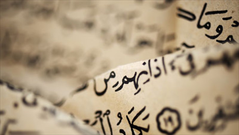 o-poiitis-adonis-gia-tis-eksegerseis-sti-mesi-anatoli