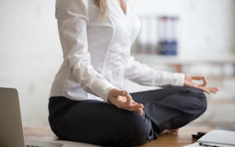 poioi-einai-oi-10-tropoi-gia-na-eiste-se-forma-sti-douleia