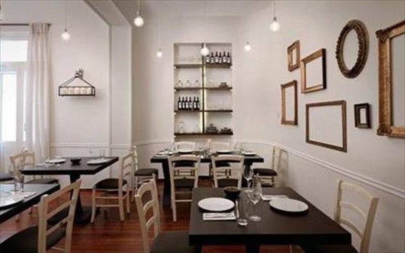 10-xronia-ellinikes-geuseis-sto-mani-mani