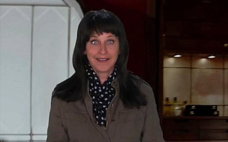 an-i-ellen-protagonistouse-stis-50-apoxroseis-tou-gkri-ellen-protagonistouse-stis-50-apoxroseis-tou-gkri