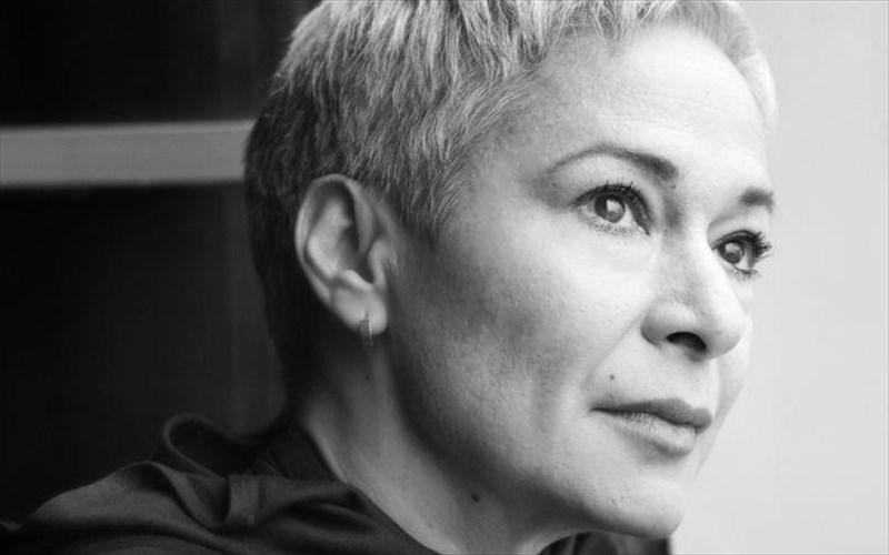 melina-kana-o-gois-tou-thiseiou-kai-petros-malamas-ston-stauro-tou-notou