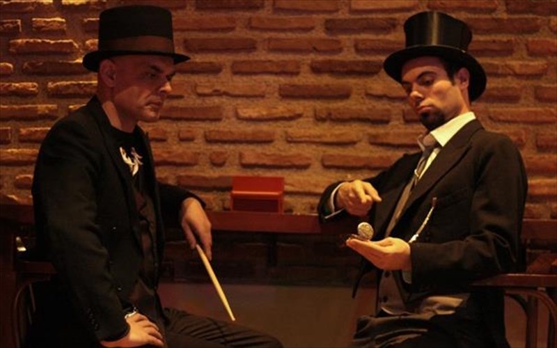 dekembrios-sto-faust