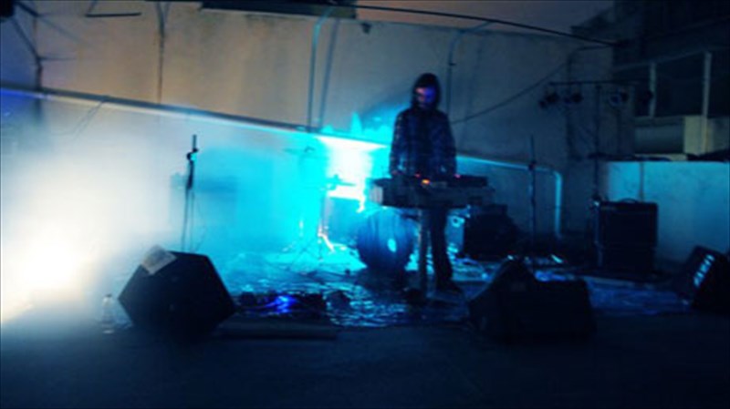 psuxedeleia-kai-ilektronikes-suntheseis-sto-bios