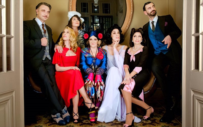 fantasma-me-gobes-se-skinothesia-stamati-fasouli-sto-anakainismeno-theatro-gkloria