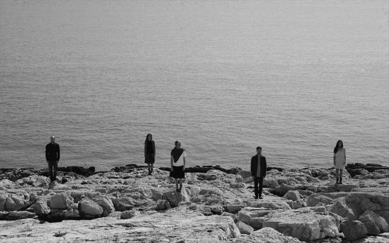 amor-est-agapi-einai-ena-taksidi-sunantisis-me-ton-erota