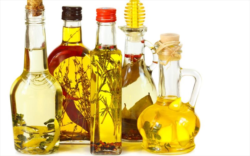 xariste-geusi-kai-aroma-sta-piata-sas-me-to-diko-sas-ladi