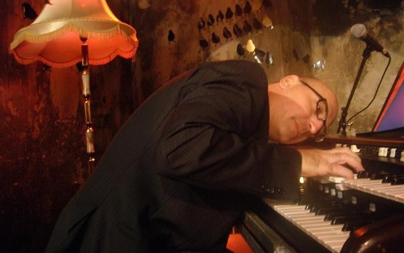 o-giorgos-psuxogios-autosxediazei-ston-parnasso