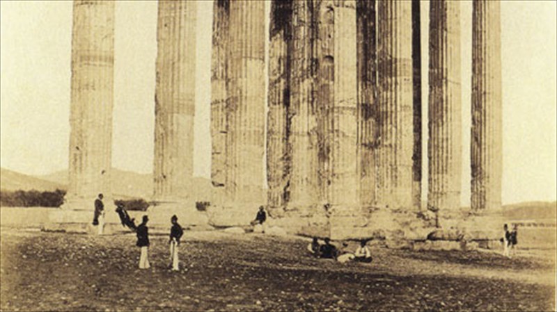 geusi-apo-ellinikes-arxaiotites-sto-mouseio-mpenaki