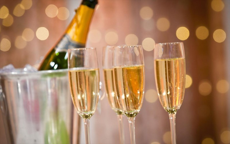 6-pragmata-pou-prepei-na-kserete-gia-ti-sampania-pragmata-pou-prepei-na-kserete-gia-ti-sampania