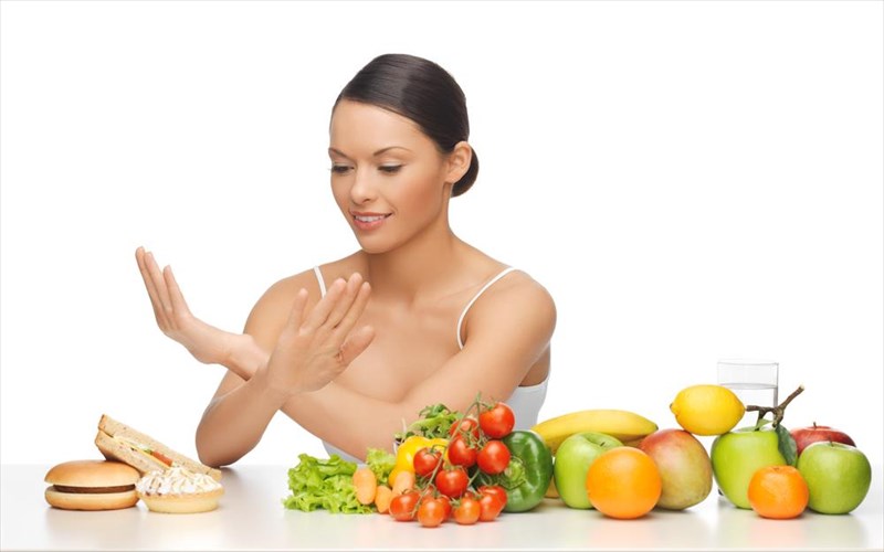 poious-diatrofikous-kanones-prepei-na-tirisete-ti-nea-xronia