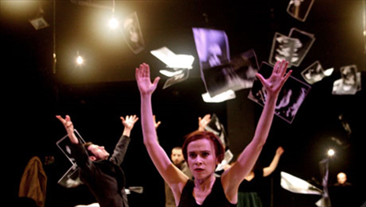 ligo-akoma-mexri-tin-ekplirosi-ton-epithumion